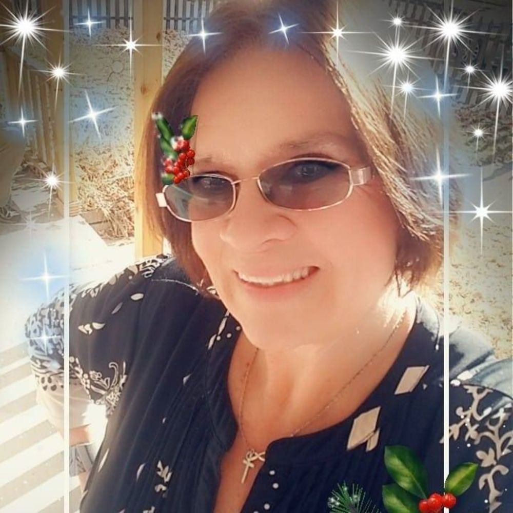 Meet your Posher, Gina